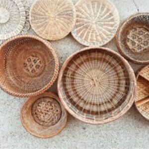 9 piece vintage collection of basket & trivets